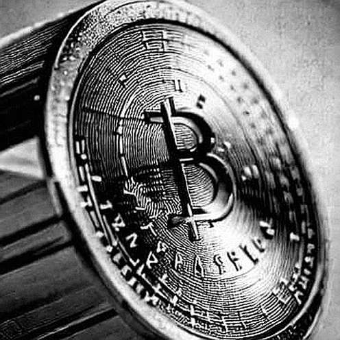 The Geopolitical Lever: When Airstrikes Reset the Crypto Liquidation Map The Geopolitical Lever: When Airstrikes Reset the Crypto Liquidation Map